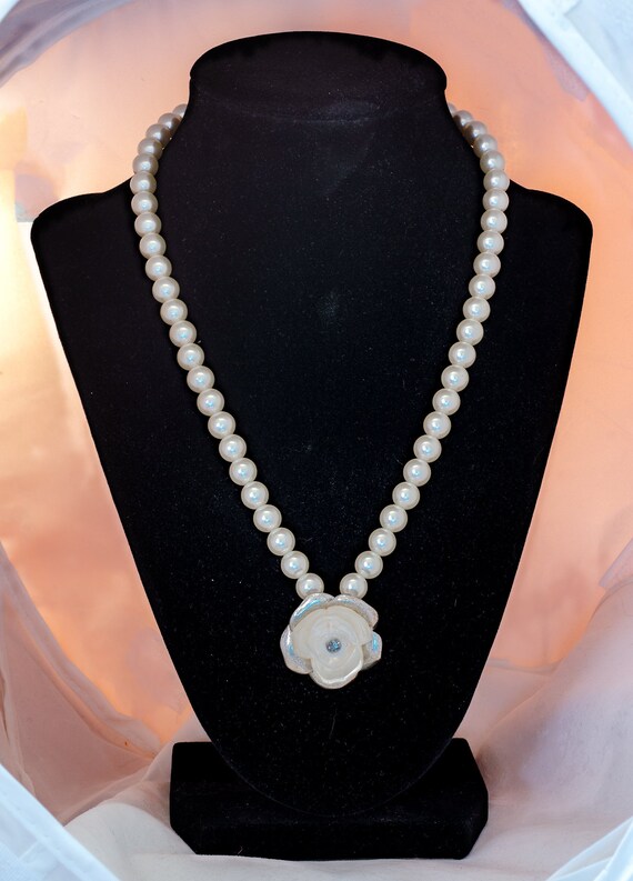 Gorgeous Vintage Faux Pearl RMN Necklace with Rhin