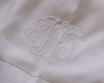 Vintage Monogrammed Linen Bed Sheet: Pulled Thread Border (88" X 94")
