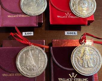 Wallace Songs of Christmas Ornament - Sterling Silver Medallion - 2000 - 2004 Vintage Tree Trimming Retro Decoration Santa Claus Deck Halls