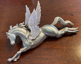 Vintage Winged Horse Pegasus Brooch Pin by Jonette Jewelry - Art Nouveau - JJ Celesital Pin - Pewter Flying Horse Legend Mythical Beast