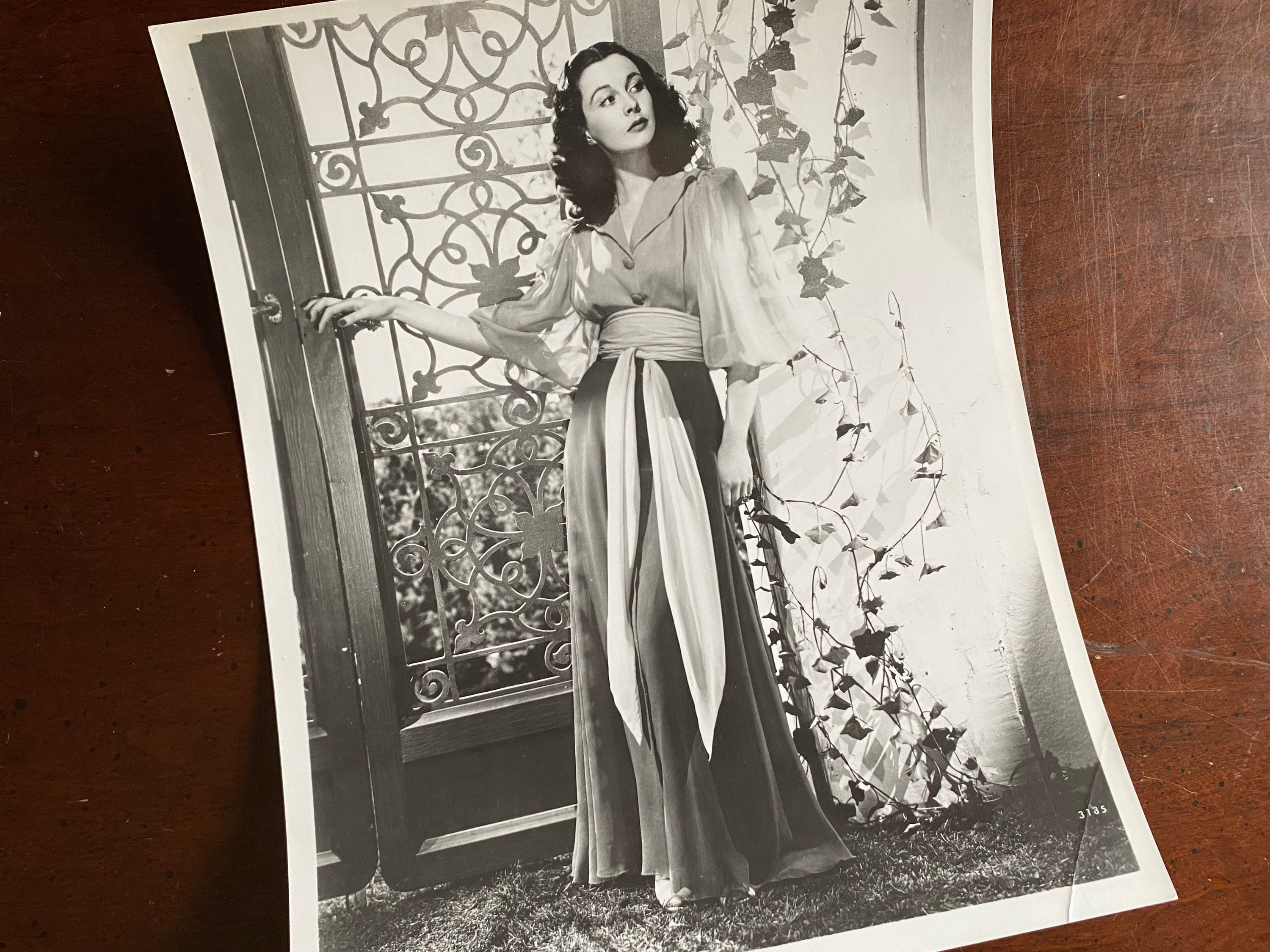 ヴィヴィアン・リーとクラーク・ゲーブル直筆サイン入り写真… ヴィヴィアン・リーとクラーク・ゲーブル直筆サイン入り写真