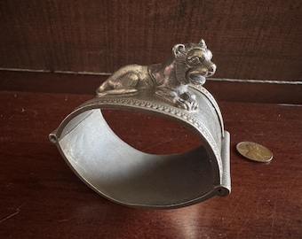 RARE 1976 MMA Lion Cuff Bracelet Metropolitan Museum of Art - Treasures of Tutankhamen Exhibit Tour - Egyptian Revival - Feline Cat