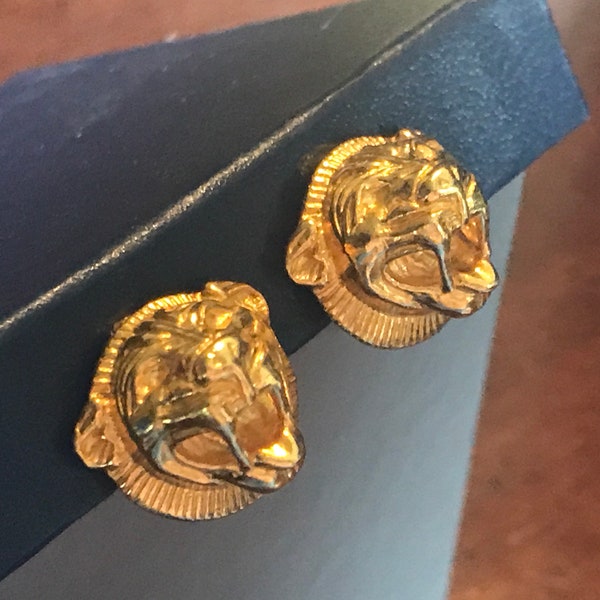 MMA Gold Roaring Lion Head Earrings - Vintage Metropolitan Museum of Art - Clip On Clipon Earring Set - Sabre tooth Tiger Sabretooth