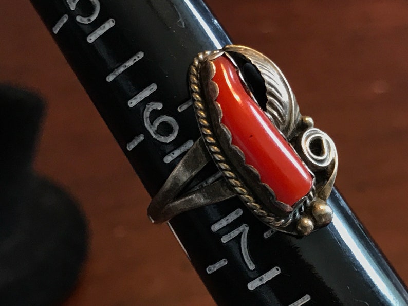 Earth Mother Vintage Navajo Sterling Silver Coral Feather Ring Southwest Indian Hand Made Native American Signed Antique Old Pawn