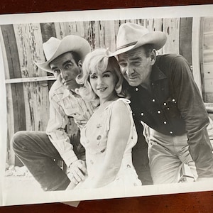 Original Marilyn Monroe &quot;Misfits&quot; Promo Photo Backstamped - 1961 Vintage Hollywood 8x10 - Clark Gable Montgomery Clift - Ex Stripper Dancer