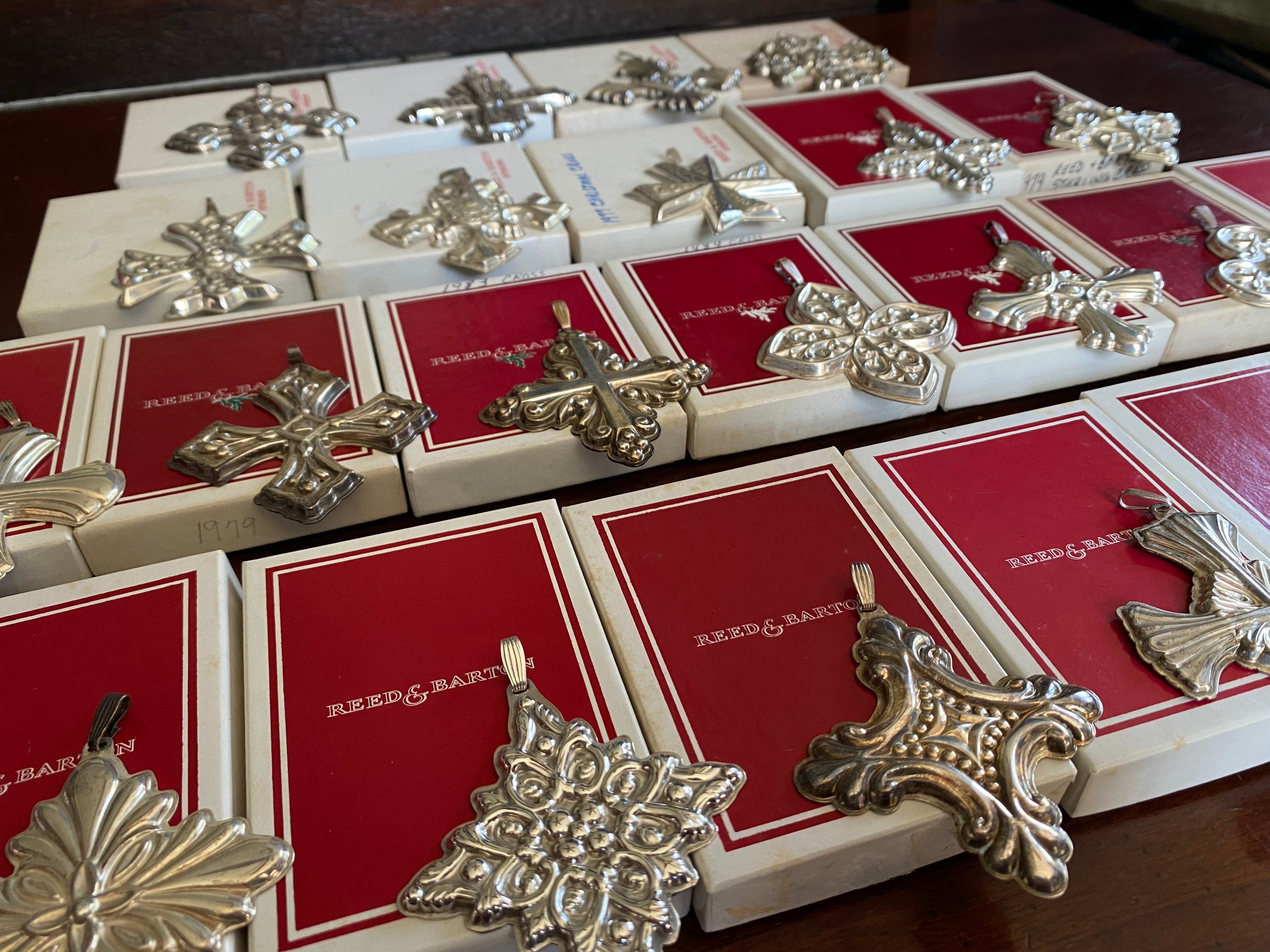 リード&バートン スターリングシルバー クリスマス クロス リード&バートン スターリングシルバー クリスマス クロス