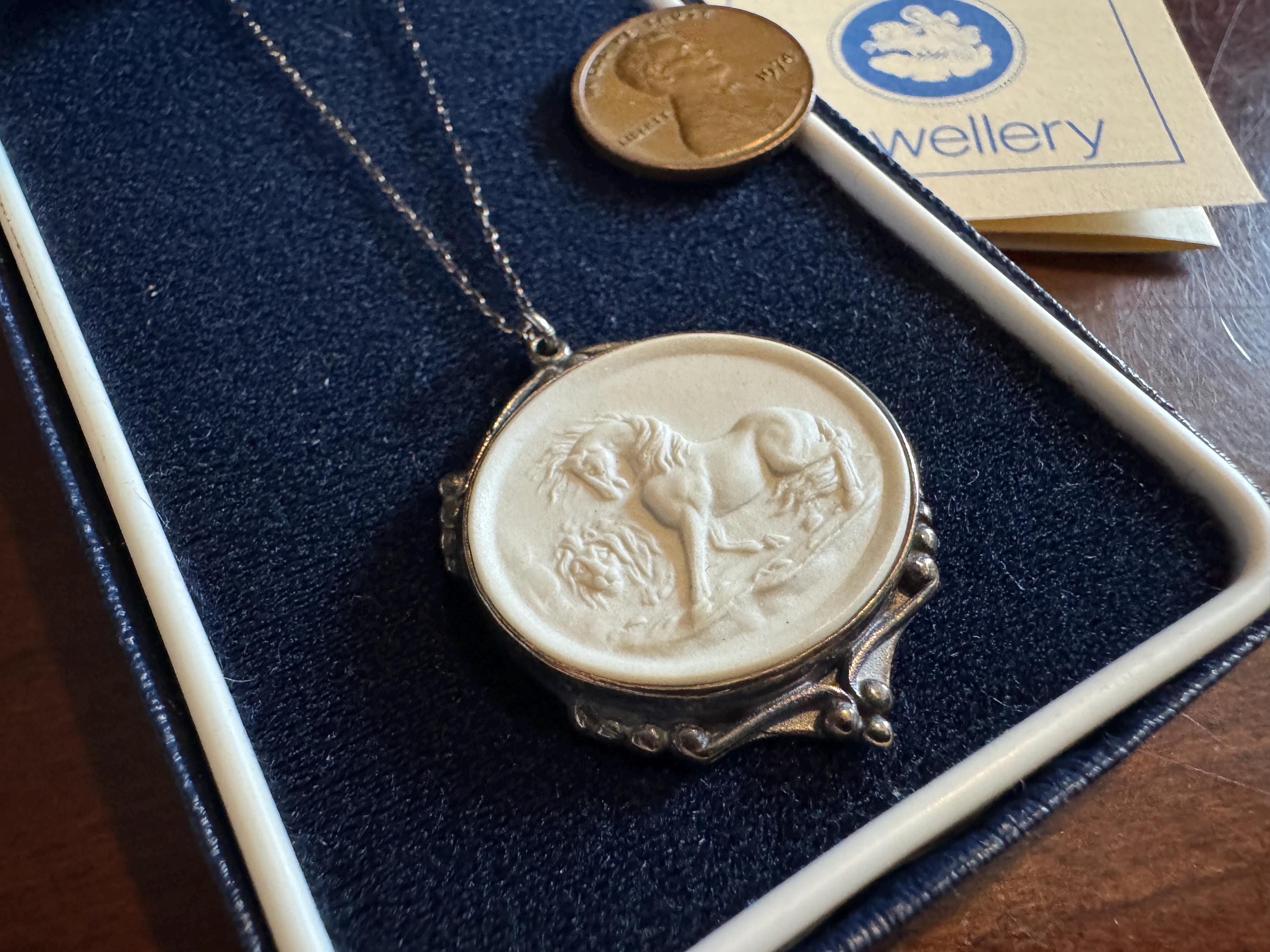 Wedgwood necklace - Etsy 日本