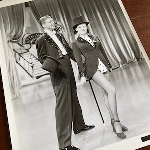 Vintage Betty Grable "Mother Wore Tights" - Kokomo Indiana Vintage Hollywood 8x10 Lobby Card Foto Tap Dance Número Vaudeville Burlesque Act