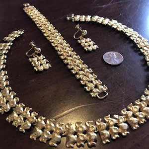 Vintage Gold Duck Set - Necklace, Bracelet, and Earrings - Alva Museum Replicas - Spiritual Freedom - Egyptian Revival Parure Set - Golden