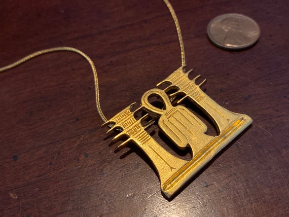 MMA Gold Knot of Isis Djed Pillar Amulet Necklace… - image 1