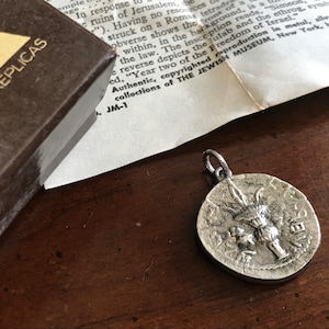 Vintage Jewish Etrog Silver Coin Pendant Charm - Israeli Shekel - Alva Museum Replica - Lalav - Torah Shrine - Original Box and Paperwork