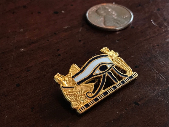 MMA Egyptian Revival Gold Udjat Eye Horus Bracelet