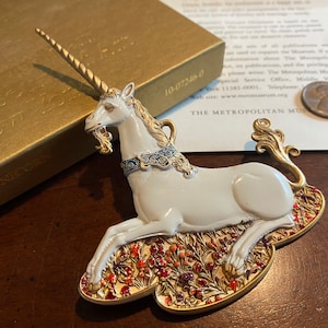 Vintage MMA White Unicorn Christmas Ornament Middle Ages Unicorn Tapestries Metropolitan Museum of Art Magical Alicorn Puffy Metal Tree Trim