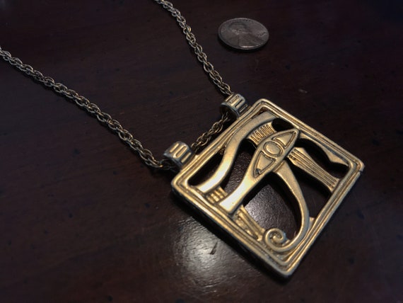 Vintage Udjat Eye of Horus Necklace - Egyptian Re… - image 2