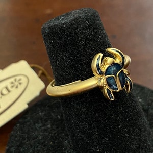 Bague scarabée D'Orlan vintage en émail - Khépri - Trésors néo-égyptiens de Toutankhamon - Scarabée en or du renouveau et de la renaissance - Réincarnation