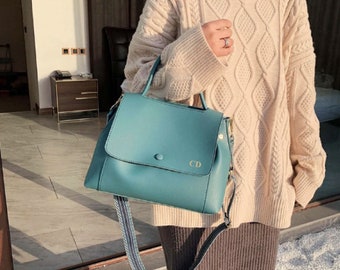Personalised Vegan Leather Bag / Green Handbag /  Green Bag /  Vegan Leather Bag / Vegan Leather Handbag / Leather Messenger