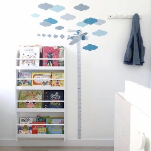 Medidor Infantil de Pared. Vinilo infantil medidor Aviador. Decoración infantil con medidores adhesivos para apuntar progresos y altura niño Gris