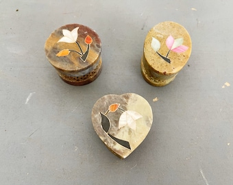 Vintage Indian Stone Trinket Boxes: Mother of Pearl Inlay, Set of 3