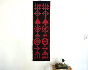 Vintage Abstract Linen Wall Hanging: Rustic Scandinavian Textile Art