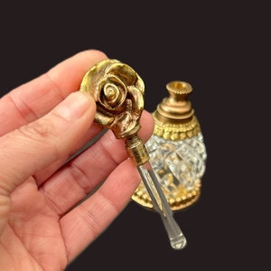 Vintage ormolu gold perfume bottle | Vintage cut glass bottle by Stylebuilt rose series