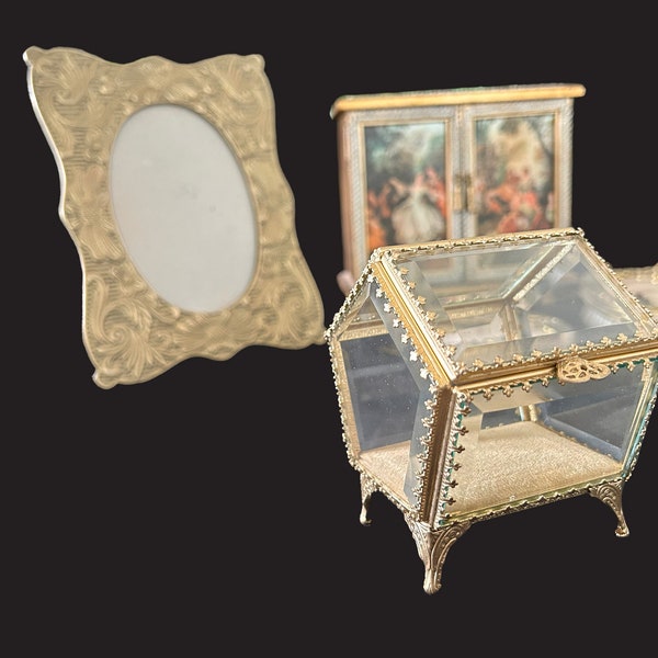 Vintage Stylebuilt casket Hollywood Regency ormolu jewelry box gold plated 24 KT, beveled glass, heirloom, ring box, keepsakes box