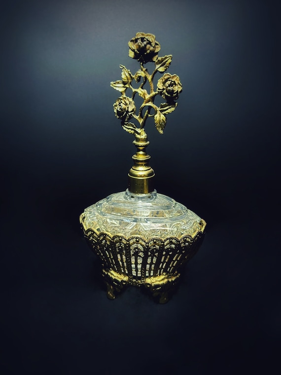 Antique French perfume bottle | Gold filigree ormo