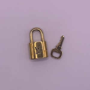 LOUIS VUITTON - Vintage Brass Lock and Key Set # 307
