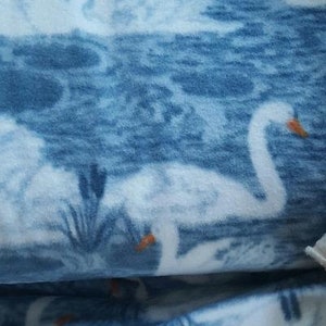 30 " end of bolt Swan anti-pill fleece fabric beautiful print