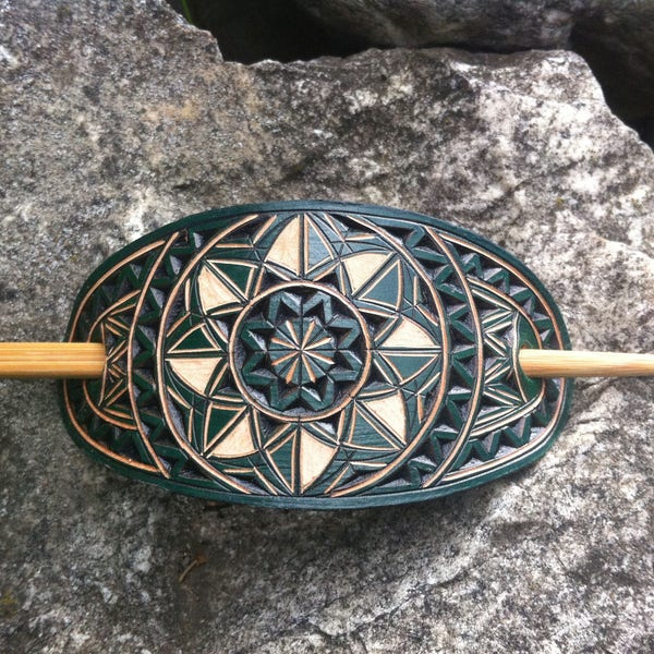 Geometrical green hand carved leather hair barrette - hair accessories - Stick Barrette - Hair Slide - Haarspange aus Leder