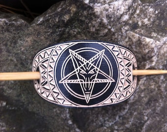 Black pentagram hand carved leather hair barrette - tooled leather jewelry - haarspange aus leder