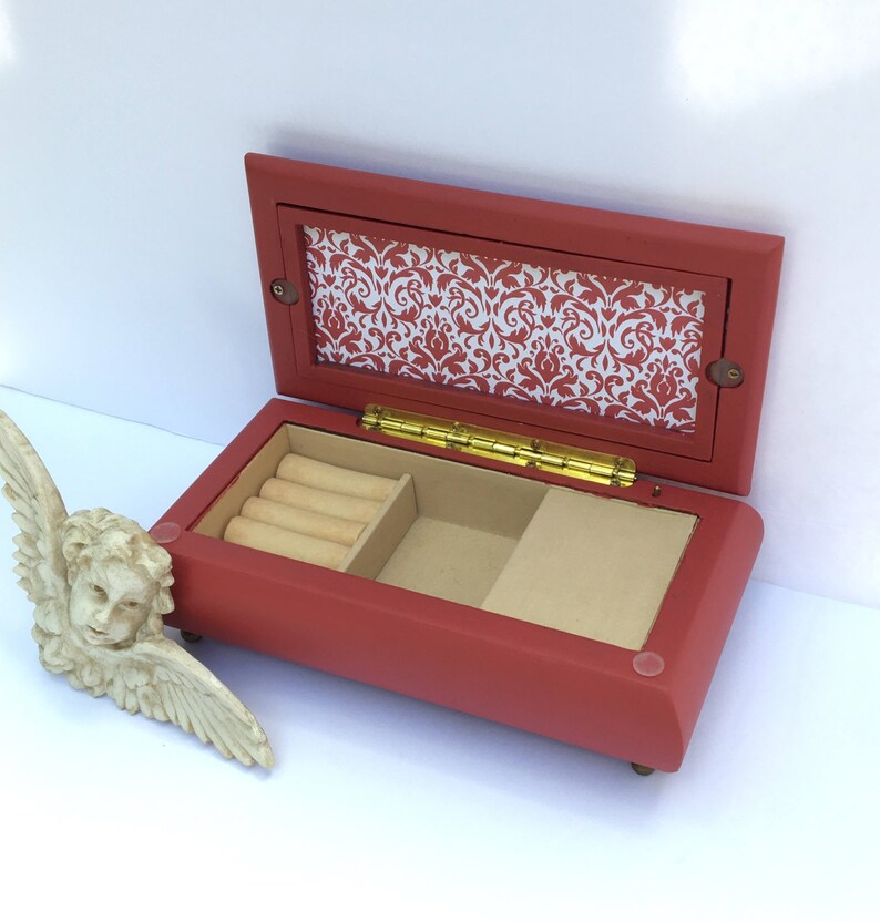 Caja de joyería musical pintada a mano roja cofre de joyería | Etsy