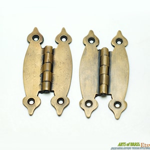3.26&quot; inches Lot of 2 pcs Vintage Escutcheon Arrow Plate Hinge / Hinges Cabinet Door Solid Brass V111