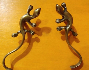Pair 2 pcs ANTIQUE LIZARD Solid Brass Cabinet Brass KNOB Drawer Pull