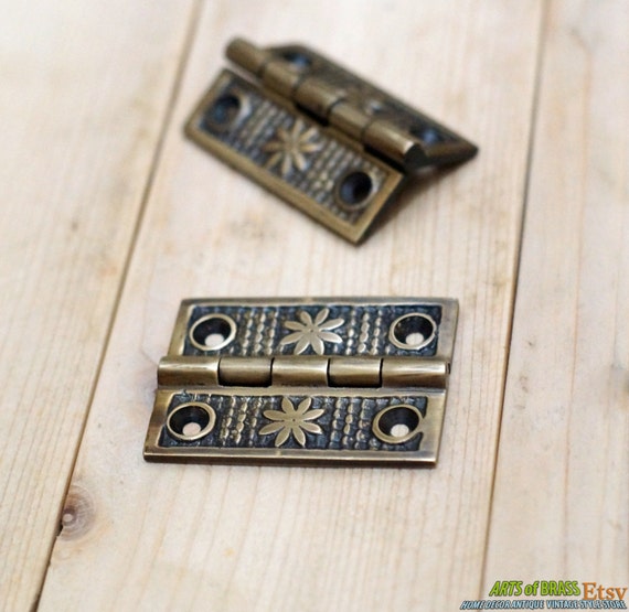 Lot of 4 pcs Antique Vintage FLOWER LEAF Hinge / Hinges Door