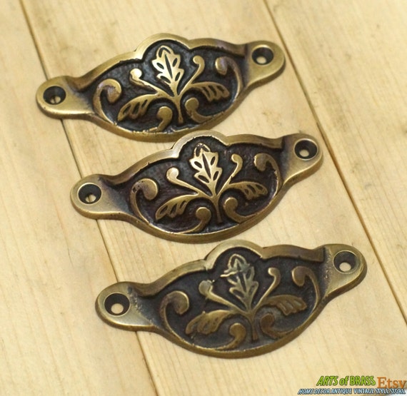 3.11" Lot of 3 pcs Vintage Victorian ORNATE BRASS BIN Pull Shell Handle Cabinet Drawer Pulls