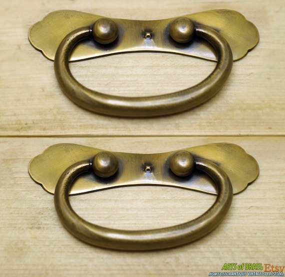 4.09" inches of 2 pcs Vintage Retro Bail Plate Antique Cabinet Drawer Solid Brass Handle KNOB Pulls.