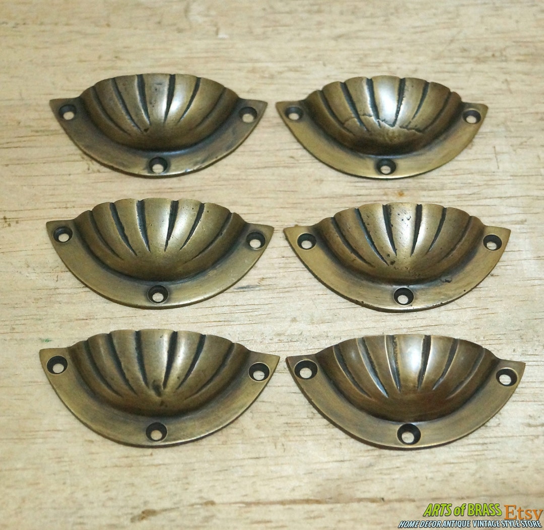 2.51 Inches Lot of 6 Pcs Vintage Retro BIN Pull Clam Shell Type Handle