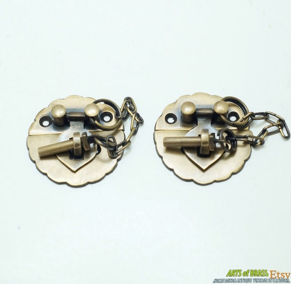1.69" inches Lot of 2 pcs Solid Brass Vintage Round Slot Locking BOX LATCH Decor Q010