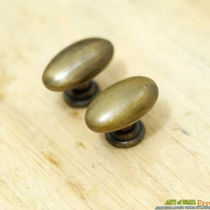 1.57" inches 2 pcs Vintage Retro Oval Ellipse Knobs Solid Brass Antique Cabinet Drawer Handle Pull N022