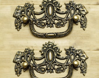 5.11" Lot of 2 pcs Vintage Solid Brass VICTORIAN Handle Antique Drawer Handle pulls