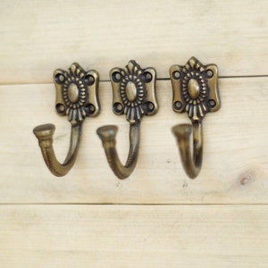 Lot of 3 pcs Classic Vintage Strong Single ANTIQUE Wall Mount Coat Hat HOOKS