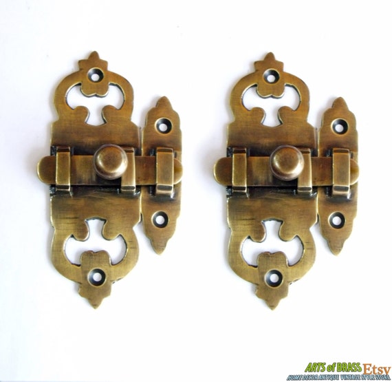 Lot of 2 pcs VICTORIA LATCH Box Slot Antique Vintage BRASS Cabinet Door Lock
