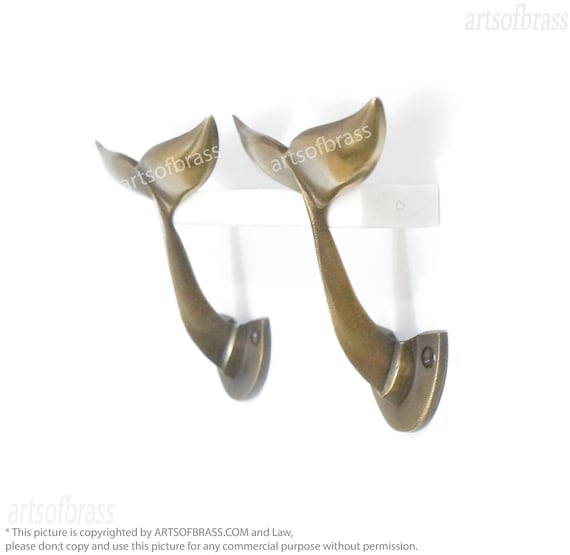 3.75" inches Lot of 2 pcs Vintage Alaska Beluga Whale Tail Solid Brass Wall hook Antique Strong Wall Mount Coat Hat Hook