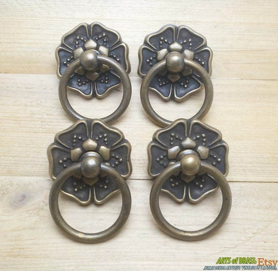 1.92" Diameter Lot of 4 pcs Vintage Lucky Leaf Flower Round Ring Pull Solid Brass Pull Cabinet Drawer Pulls P131