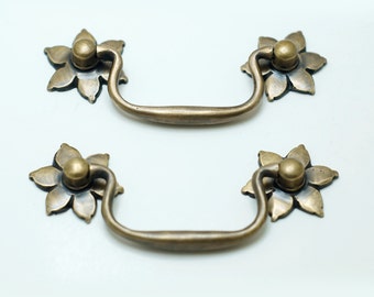 4.60" Lot of 2 pcs Vintage Double Flowers Handle Antique Cabinet Drawer Handle pulls B047