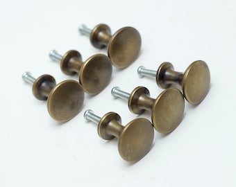Lote de 6 chinchetas vintage de 0,94 pulgadas, redondas, de latón macizo, para armarios.
