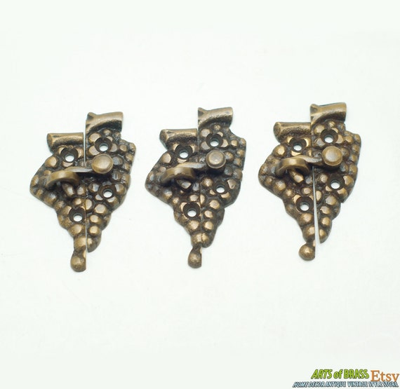 2.16" inches Vintage Small Latch Strand of Wine Grape Vine Solid Brass Cabinet Door Box LATCH W054