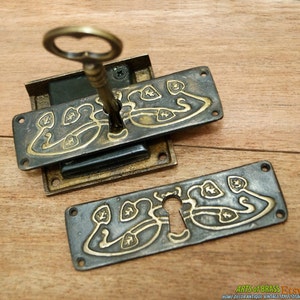 Set Vintage Solid Brass Key lock & Skeleton Key with Old Flowers Key Hole Plates