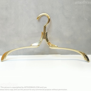 Luxury Brass Clothes Hanger – Elegant and Artistic Design for Premium Wardrobes