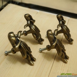 Lot of 4 pcs HAWAIIAN Hula Hula GIRL Antique Vintage Solid Brass Cabinet Drawer Pull image 5